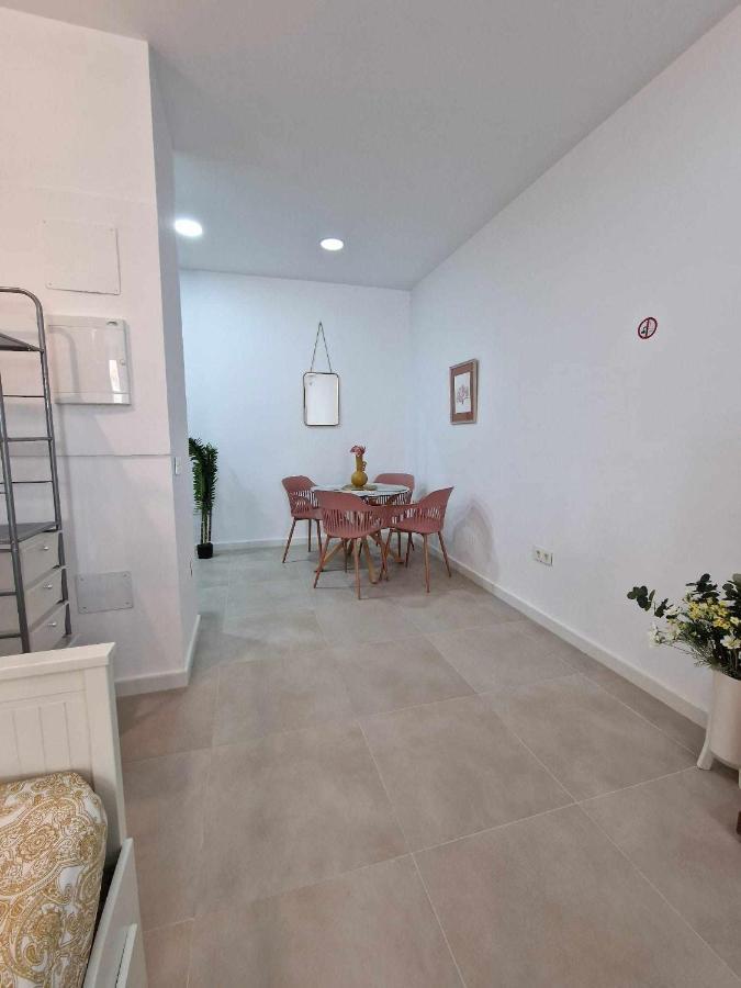 Moderno Apartamento 3 En Calle Marmoles Malaga Bagian luar foto